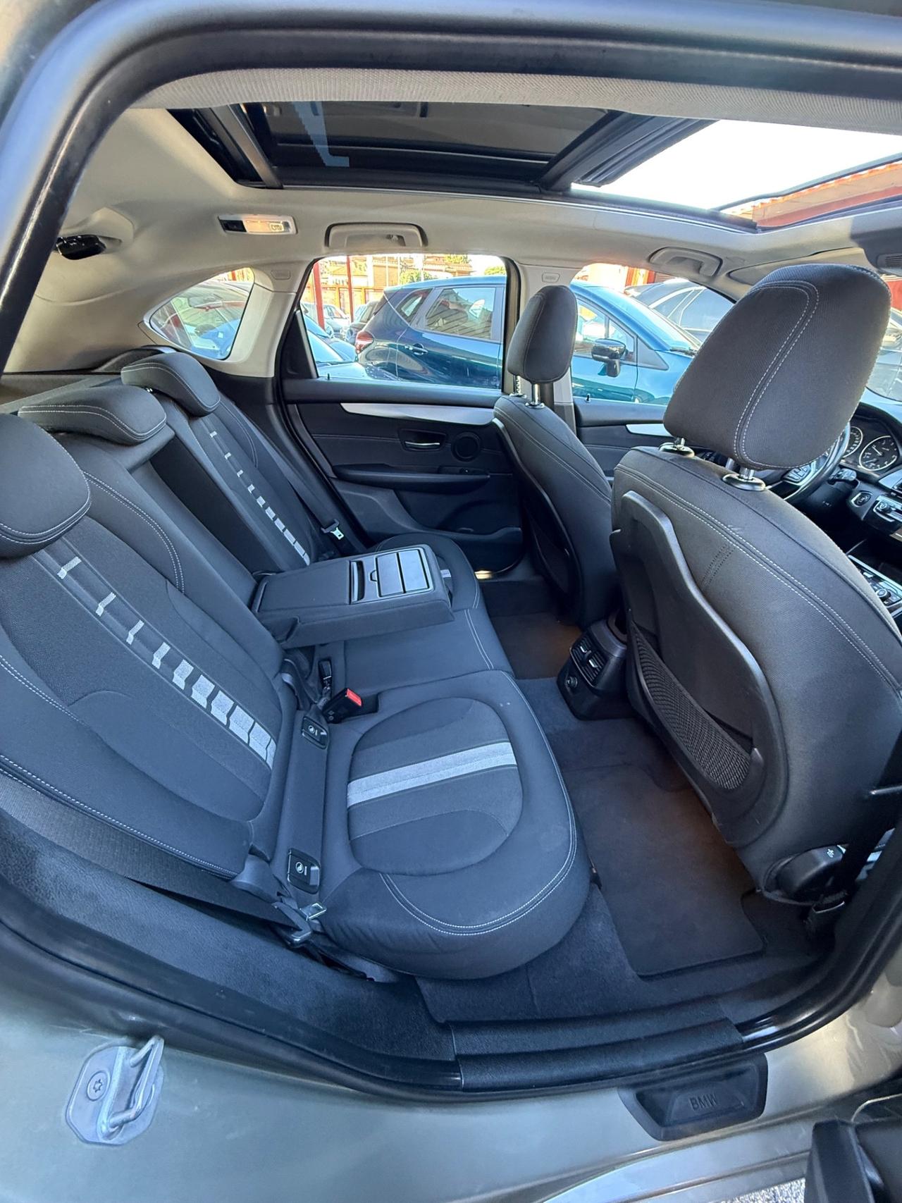 218d Active Tourer 4x4-STRAFULL -UNIPRO-RATE