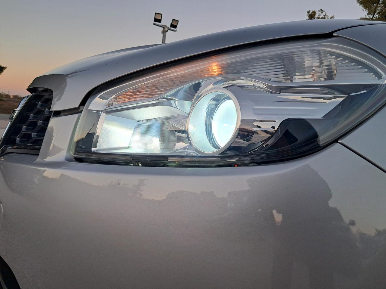 Nissan Qashqai TEKNA 1.6 GPL-TETTO*NAVI*TELECAMERA