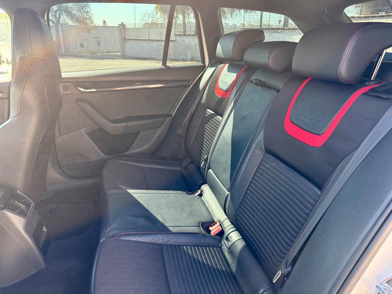 Skoda Octavia 2.0 TDI Wagon RS - 2013 “Bellissima”