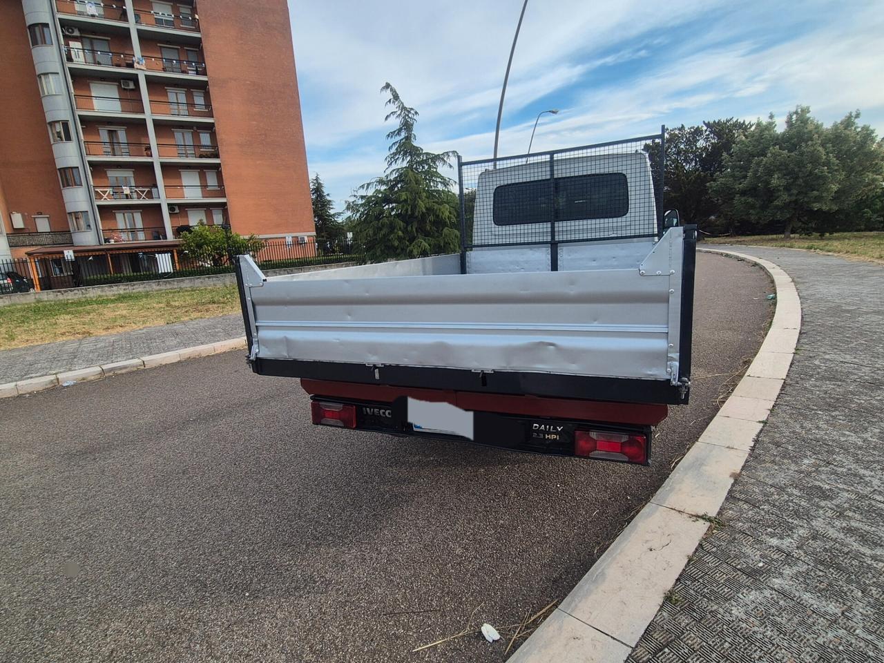 Iveco Daily 35C12 2.3 115cv gemellato ribaltabile trilaterale 08