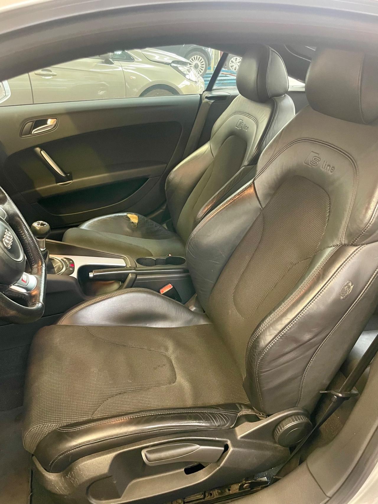 Audi TT Coupé 2.0 TFSI motore sostituito