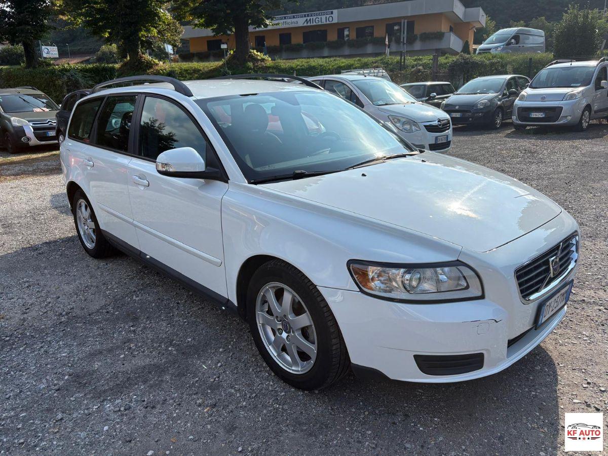 VOLVO - V50 1.6d drive R-design-POCHISSIMI KM