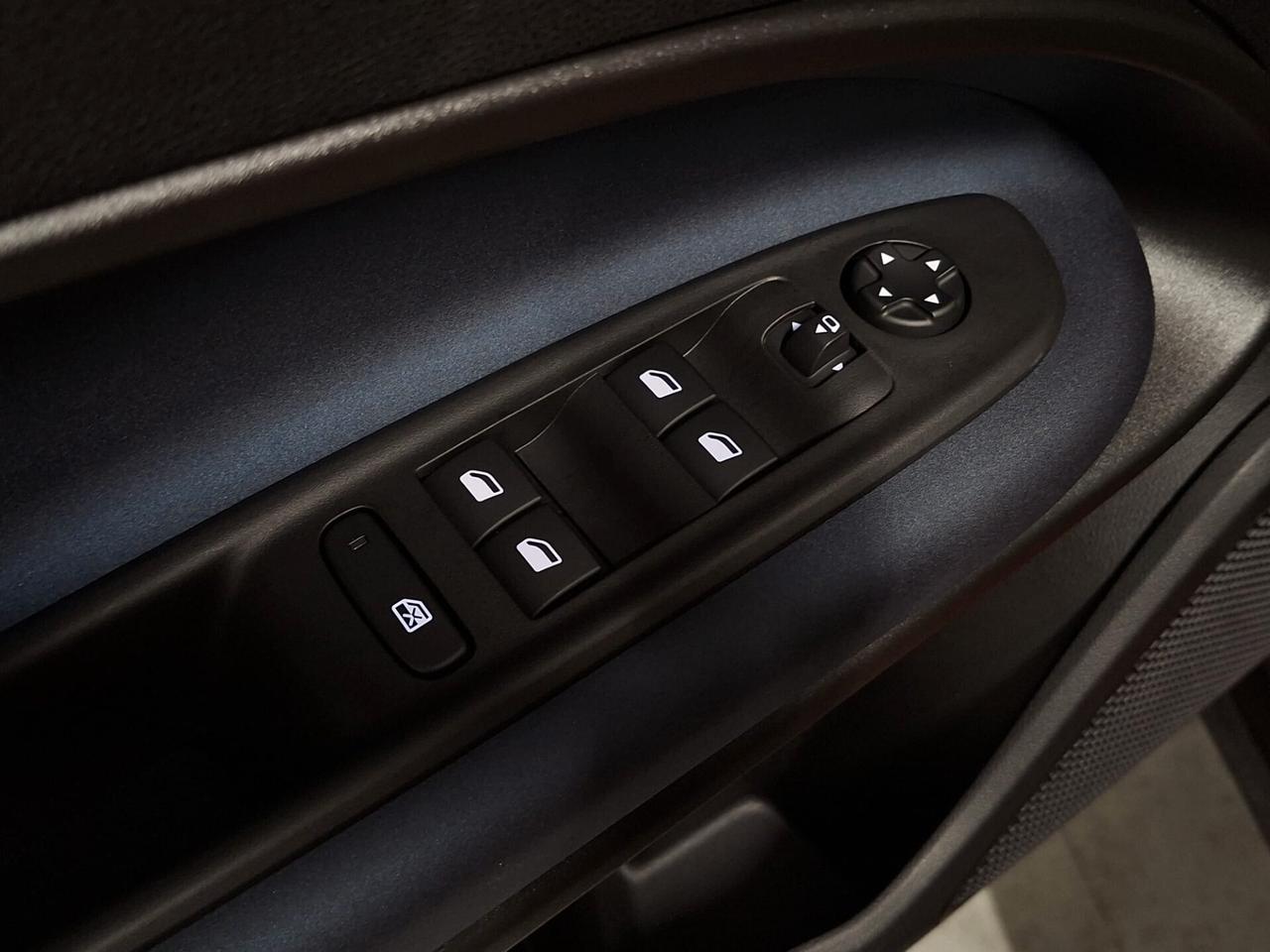 Alfa Romeo Junior 1200 Turbo mhev Hybrid eDCT6 Km. 0