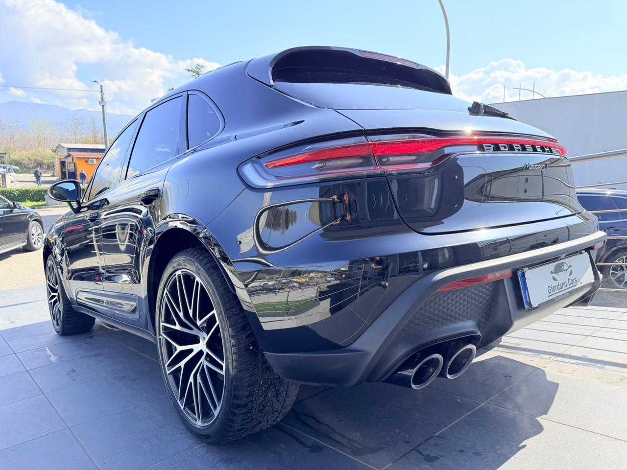 Porsche Macan 2.0 T 265cv open edition con approved