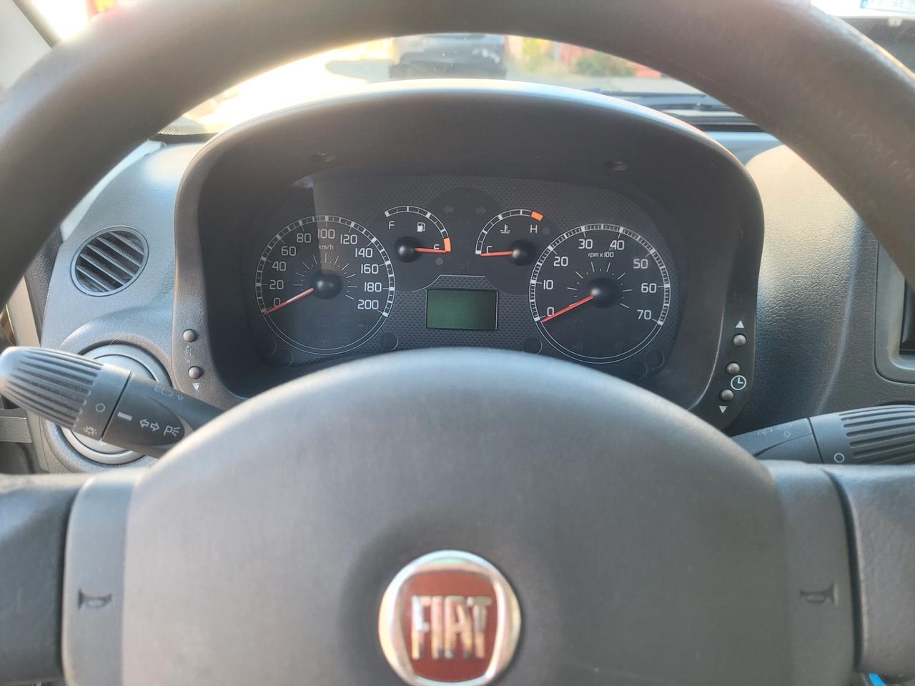 Fiat Panda 1.2 BENZ X NEOPATENTATI