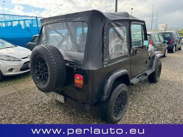 JEEP Wrangler 2.5 Laredo GPL