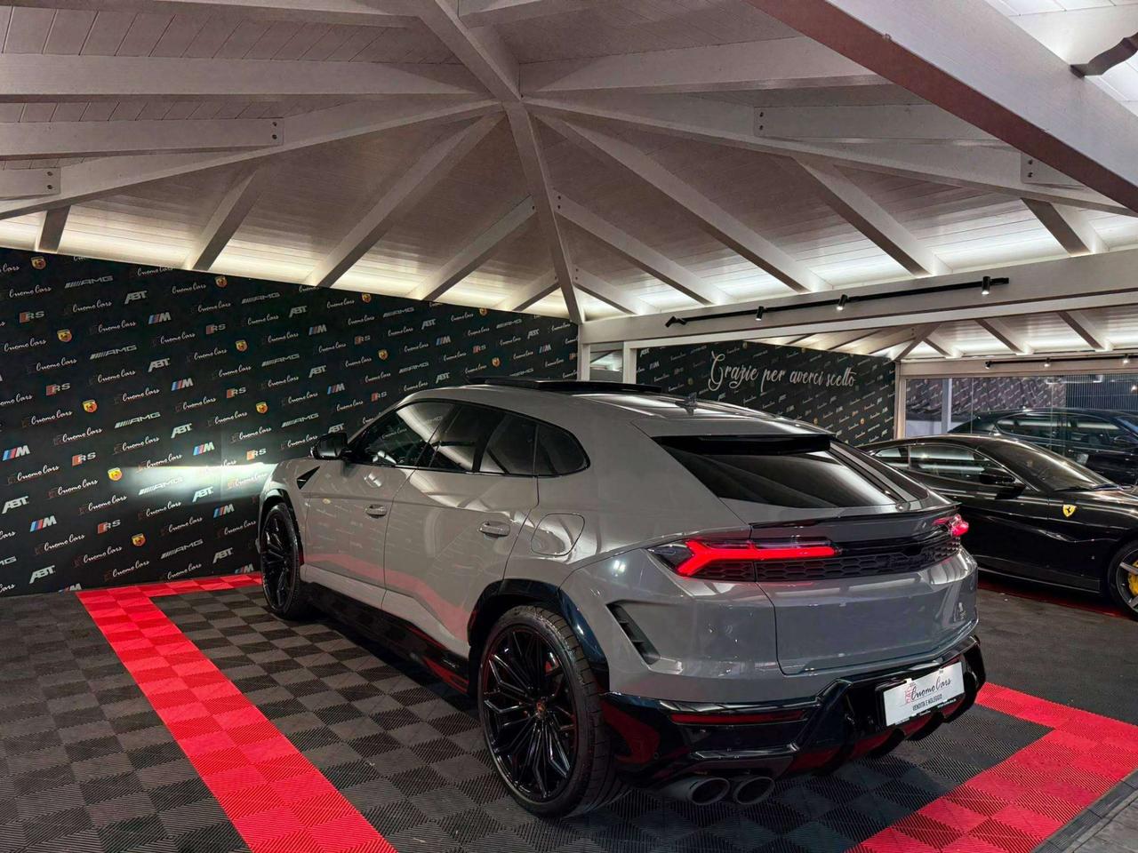 Lamborghini Urus SE 4.0 V8 phev auto