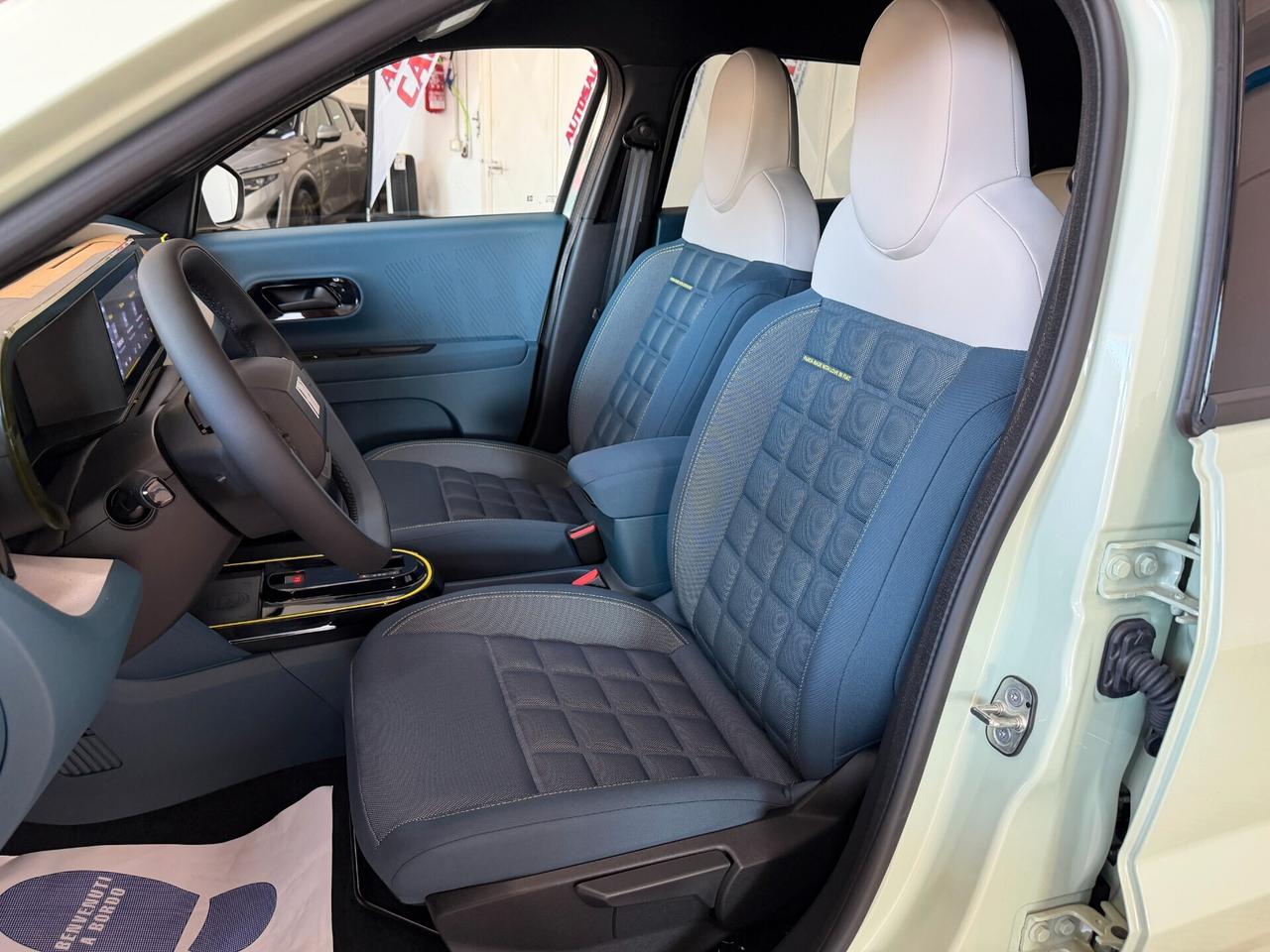 Fiat Grande Panda 1.2 Hybrid 110 CV S&S La Prima KM 6000