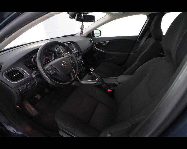 VOLVO V40 Cross Country D2 Pro
