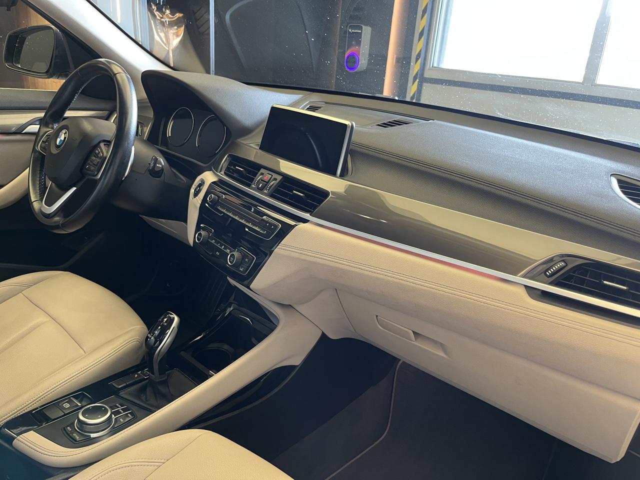 BMW X1 F48 2019 - X1 sdrive20i xLine 192cv auto