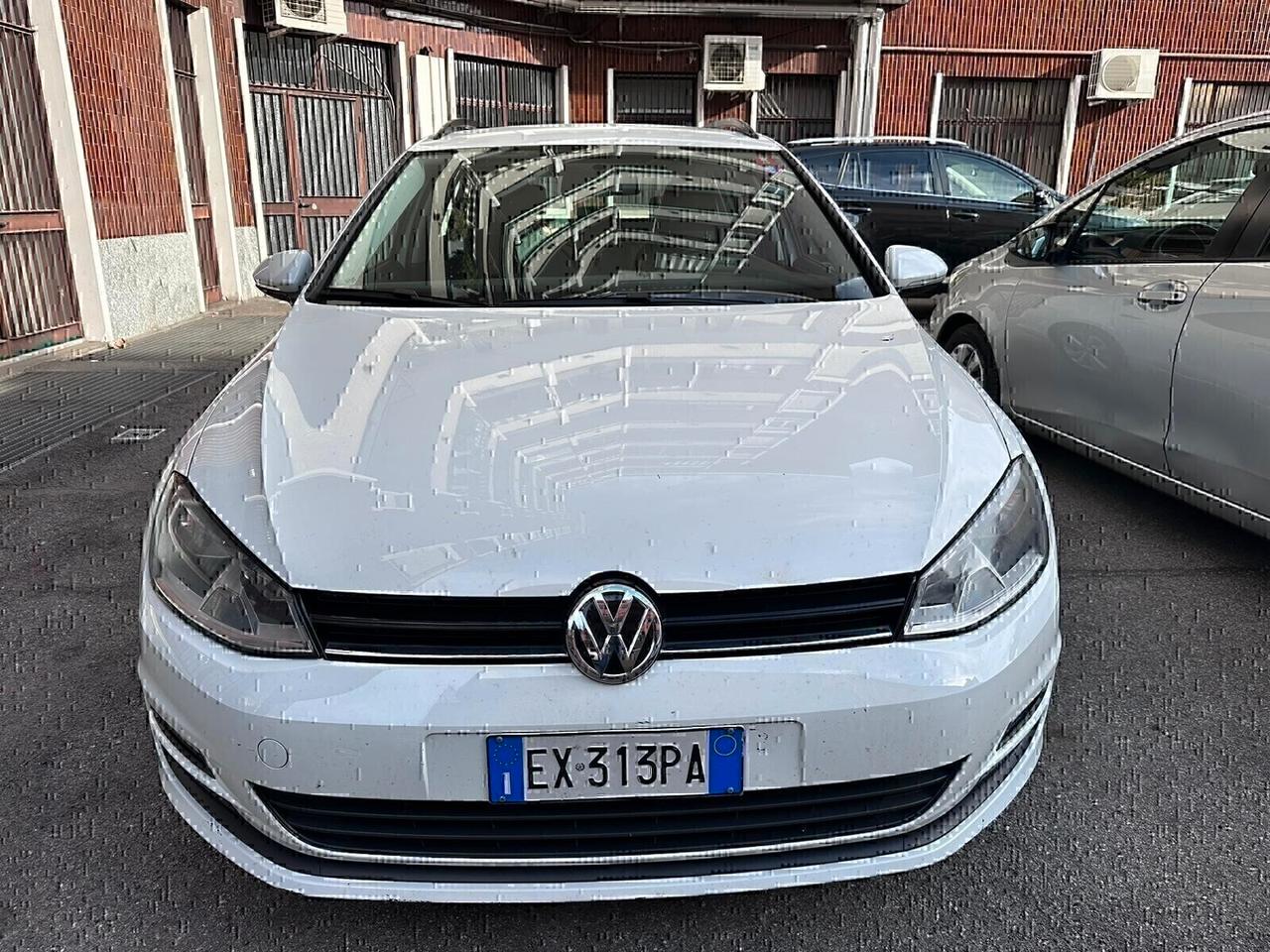 Volkswagen Golf Variant 1.6 TDI 105 CV Highline BlueMotion LIBRETTO TAGLIANDI VW