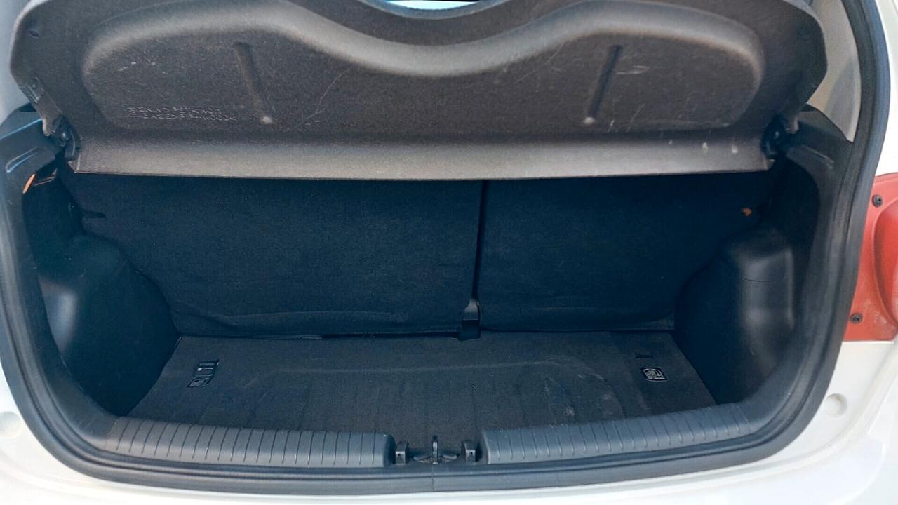 Hyundai i10 1.0 MPI Sound Edition