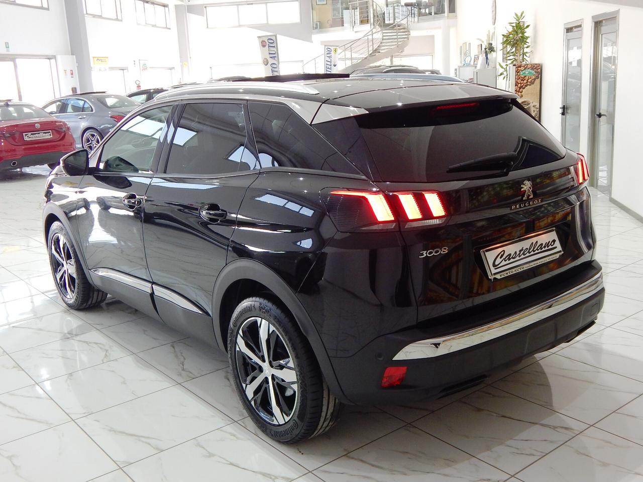 Peugeot 3008 1.5 bluehdi Allure S&S EAT8 TETTO-NAVI-PELLE-PARK