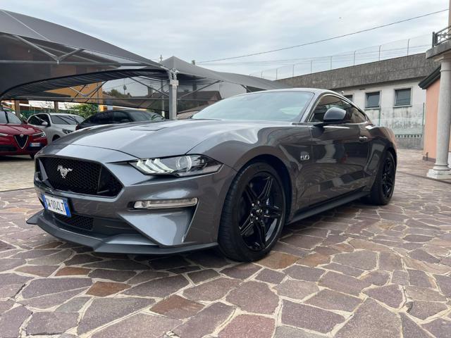 FORD Mustang Fastback 5.0 V8 aut. GT