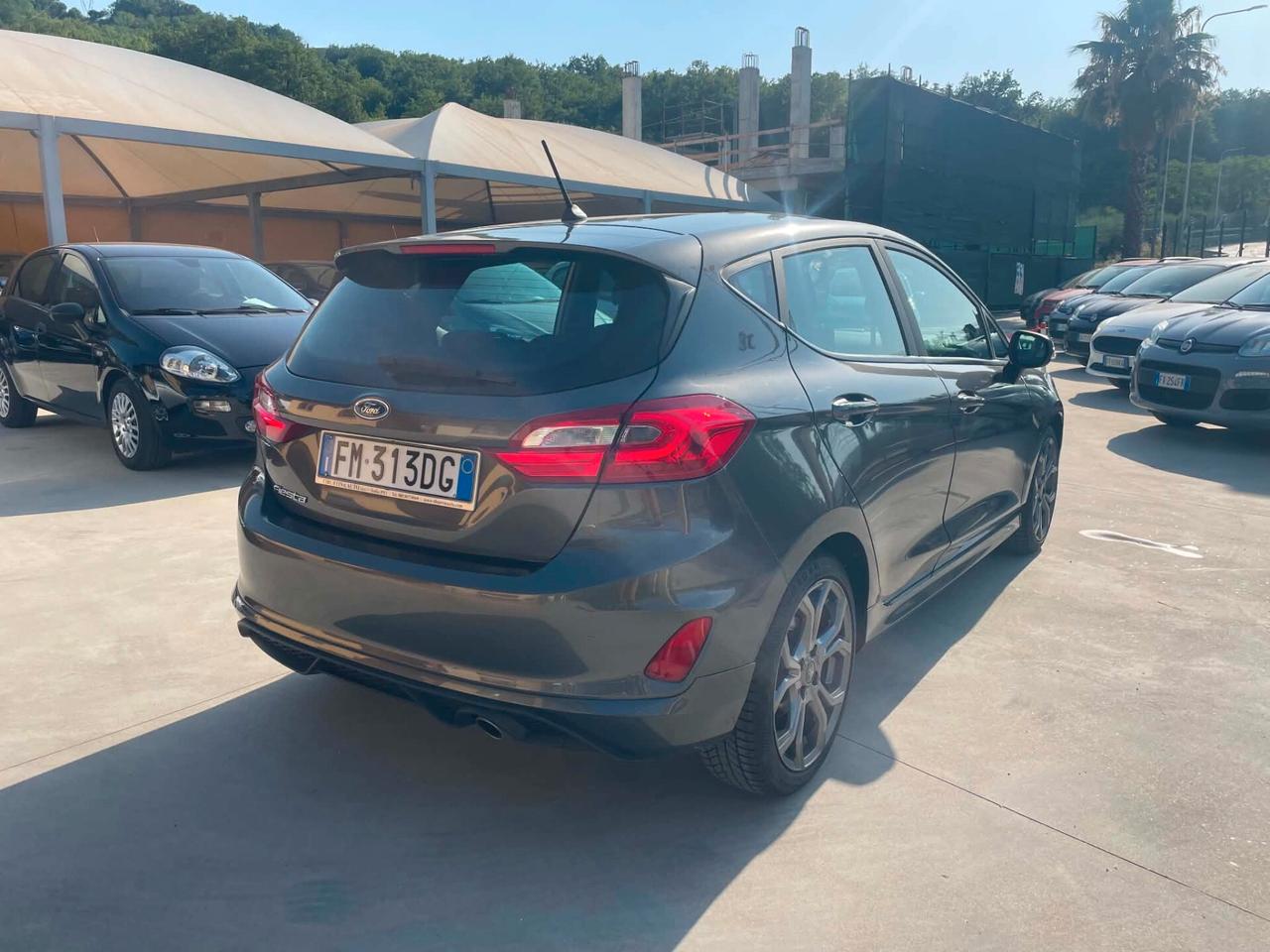 Ford Fiesta 1.5 TDCi 5 porte ST-Line