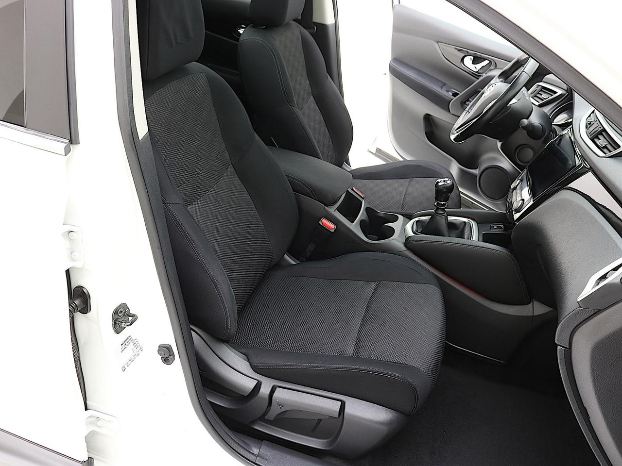 Nissan Qashqai 1.5 dCi N-Connecta-TETTO PANORAMICO