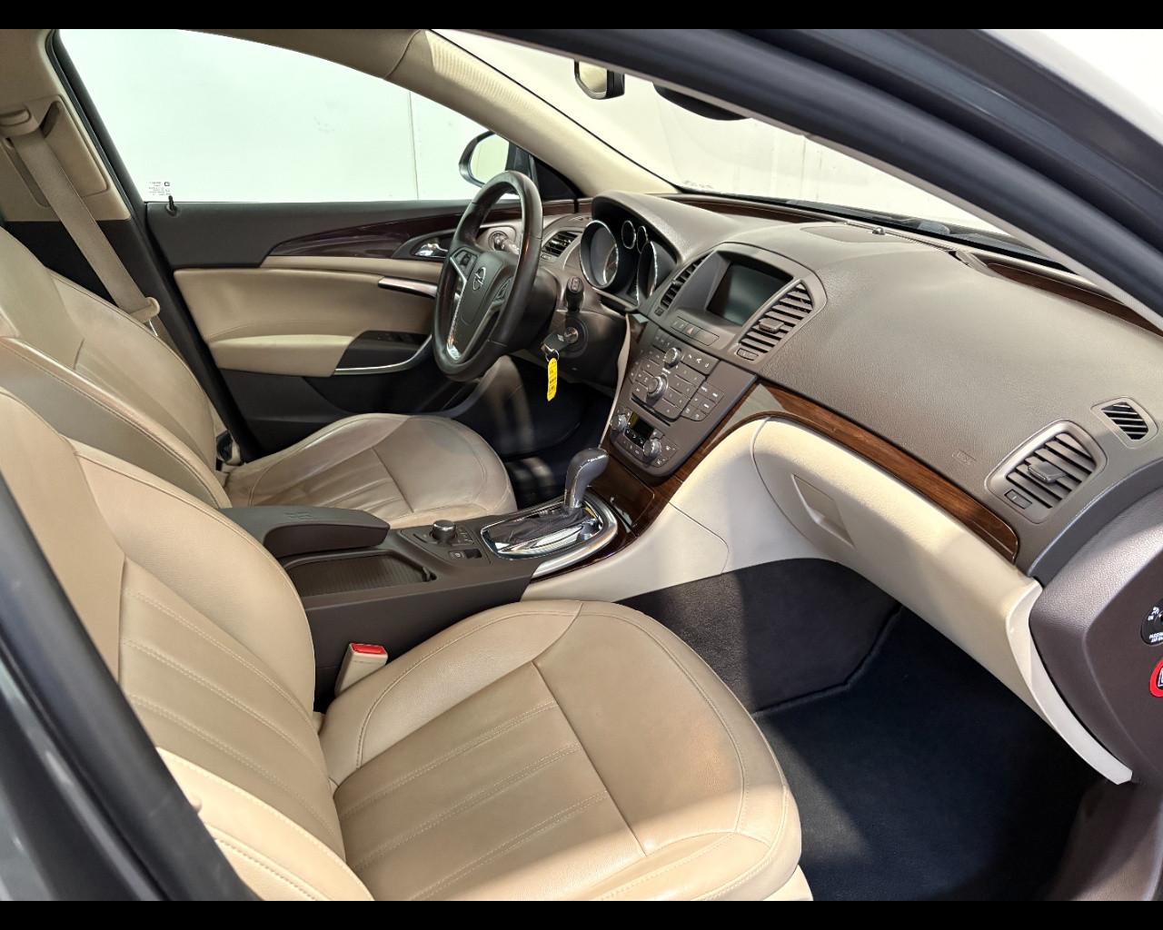 OPEL INSIGNA SPORTS TOURER 2.0