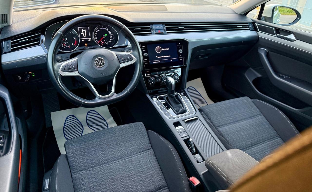 Volkswagen Passat Variant 1.6 TDI SCR DSG Business BMT