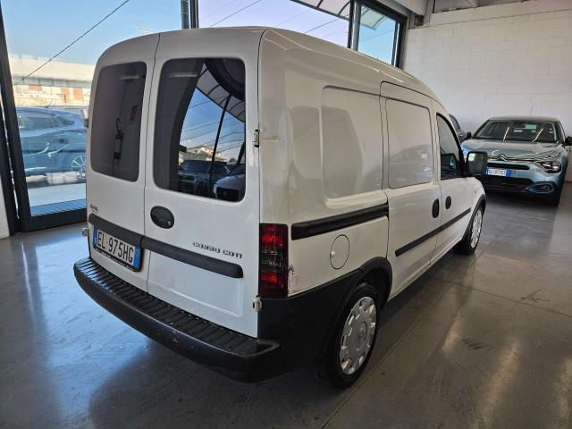 Opel Combo 1.3 NEOPATENTATI