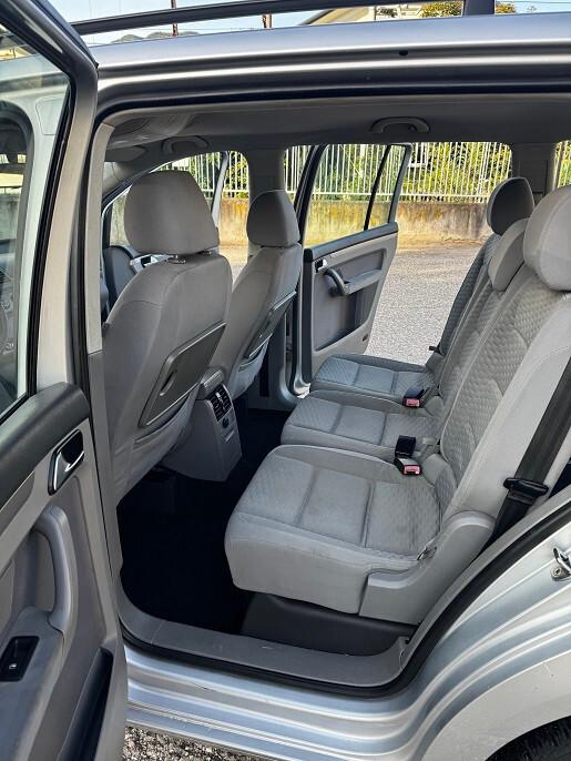 Volkswagen Touran 2.0 TDI DPF DSG Highline
