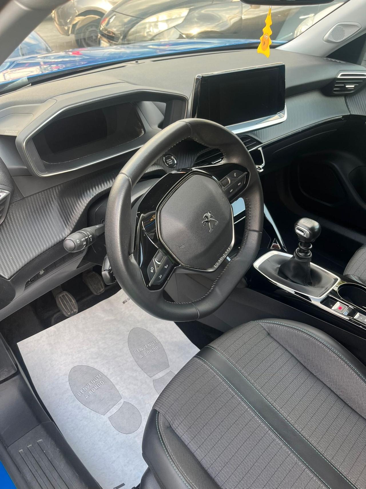 Peugeot 2008 PureTech 100 S&S Active
