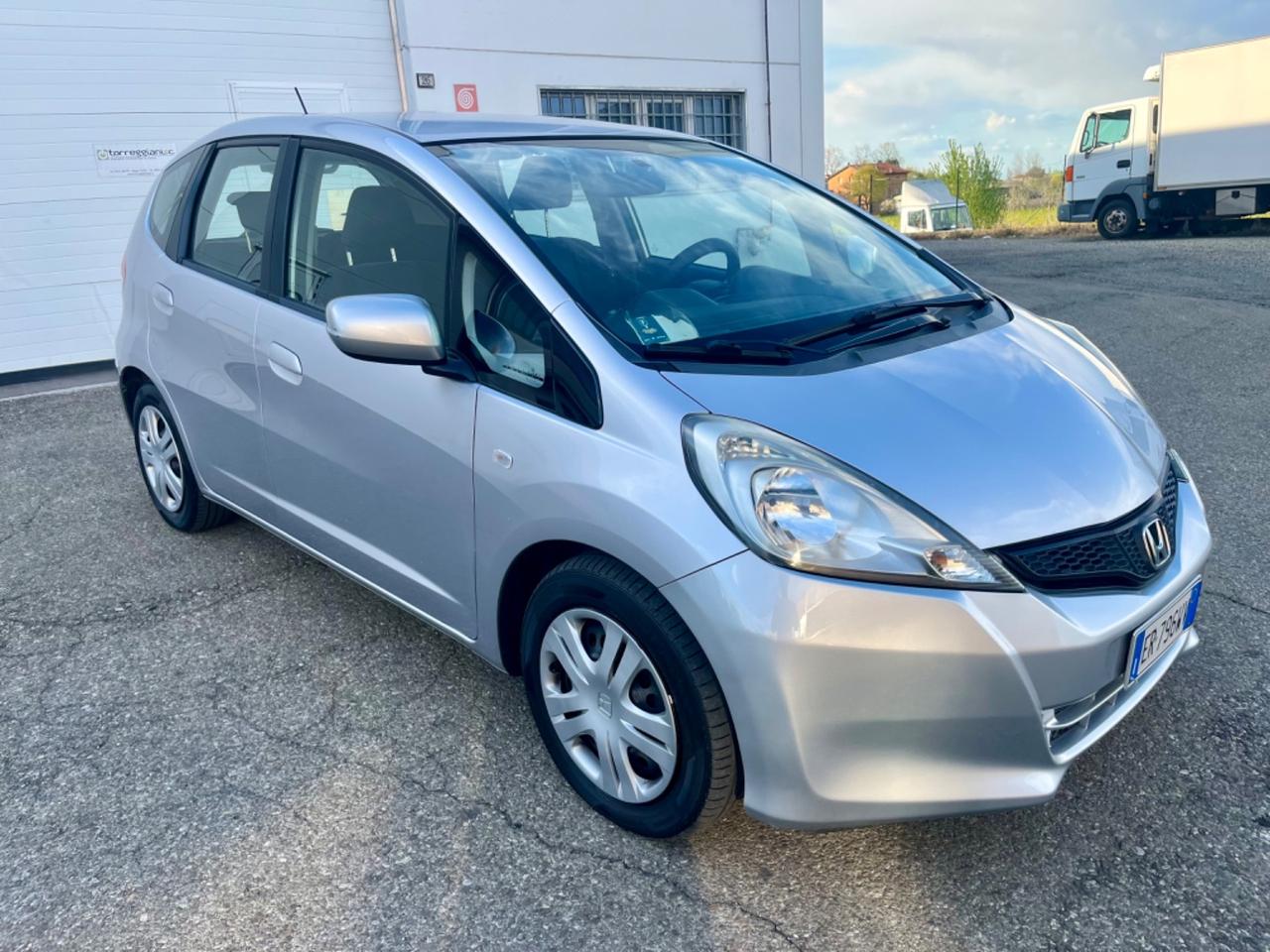 Honda Jazz 1.2benz 2013 95.000km per neopatentati