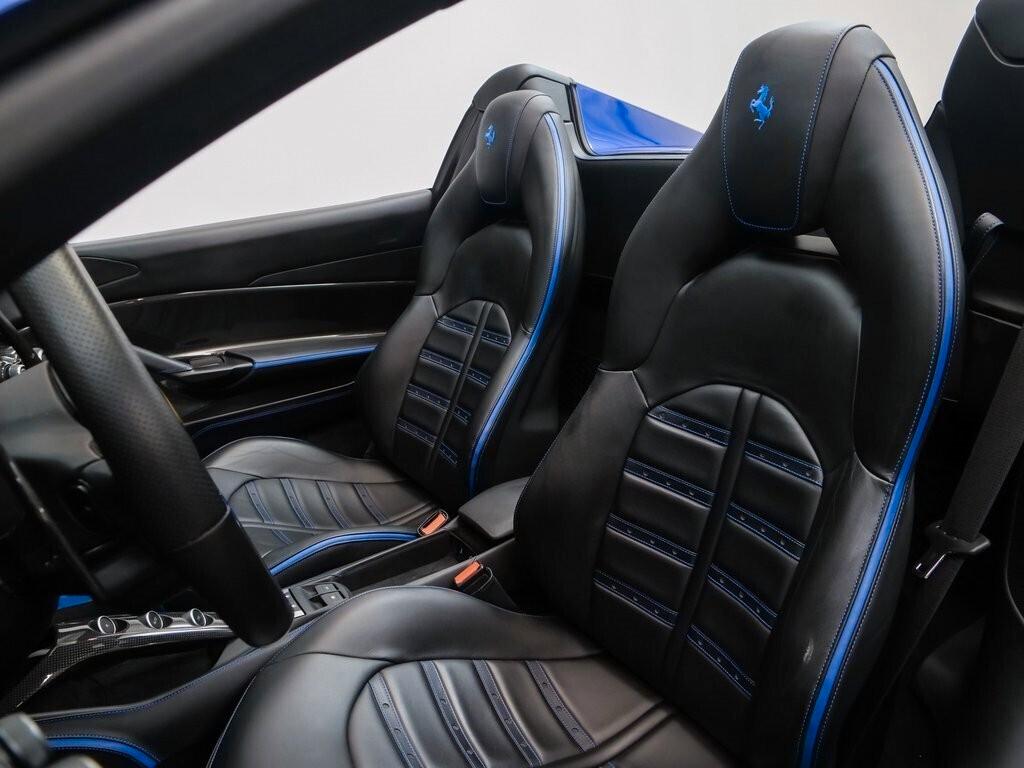 Ferrari 488 Spider NOLEGGIO LUNGO TERMINE - LEASING FULL INCLUSIVE