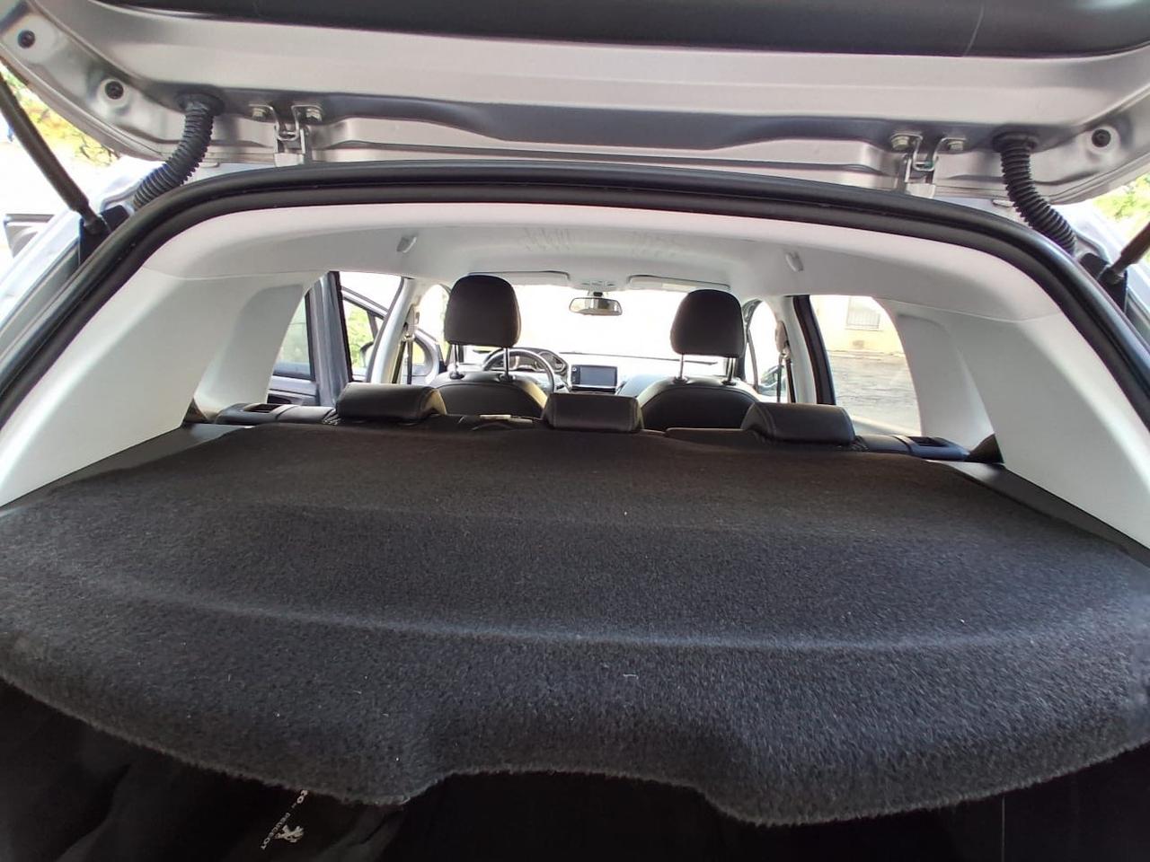 Peugeot 2008 1.6 e-HDi 92 CV Stop&Start Urban Cross
