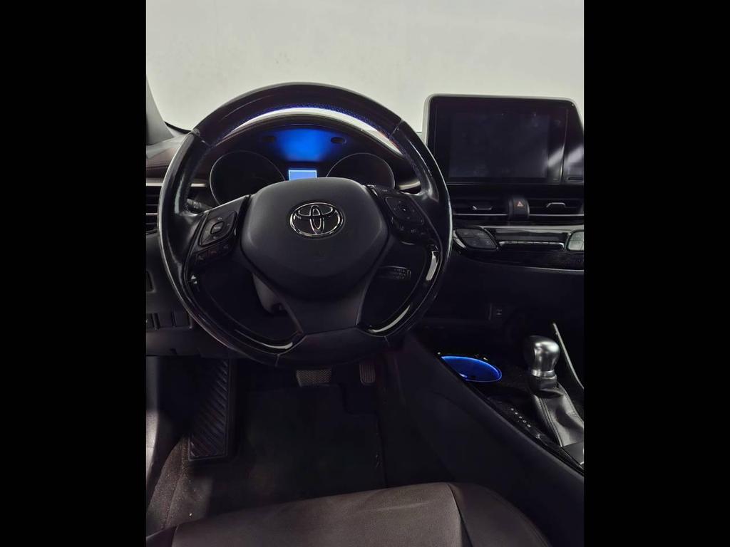 Toyota C-HR 5 Porte 1.8 Hybrid Style 2WD E-CVT