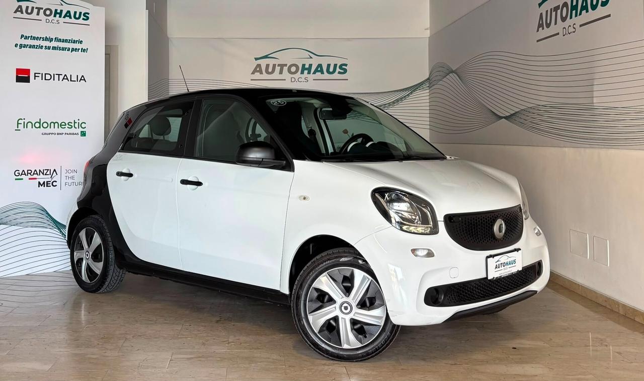 Smart ForFour 1.0 benzina 71 CV