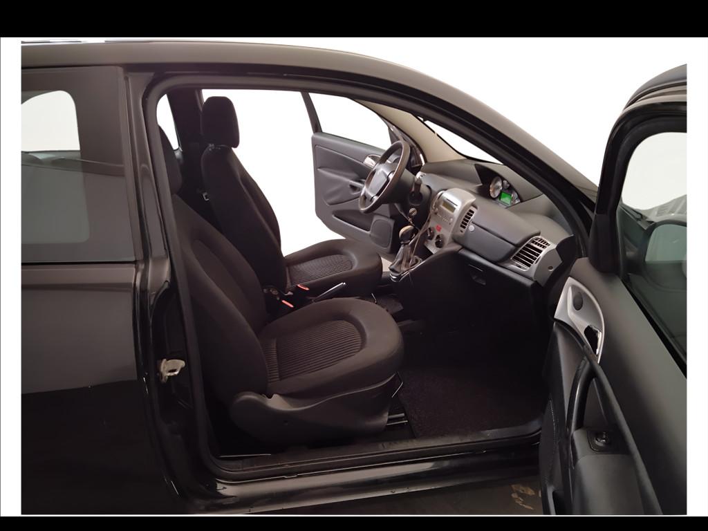 LANCIA Ypsilon II 2007 - Ypsilon 1.2 8v New Oro (oro)