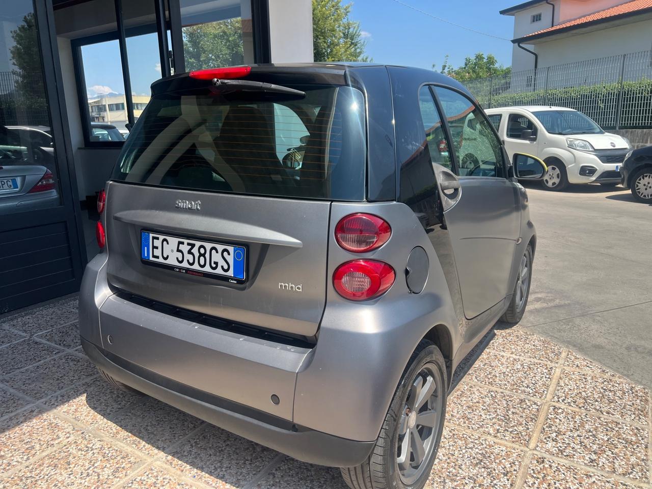 Smart ForTwo 1000 52 kW coupé limited two MHD