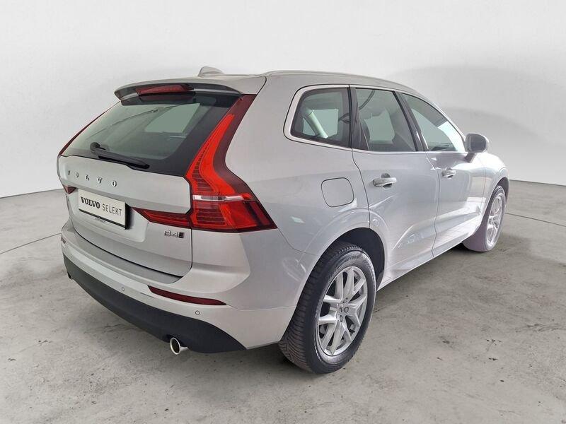 Volvo XC60 B4 197+14 CV AWD Mild Hybrid Diesel Automatica NAVI LED Momentum Pro