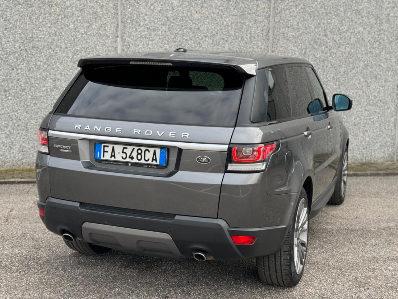 Land Rover Range Rover Sport 3.0 TDV6 SE