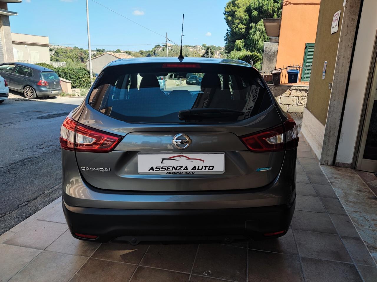 Nissan Qashqai 1.5 dCi N-Vision