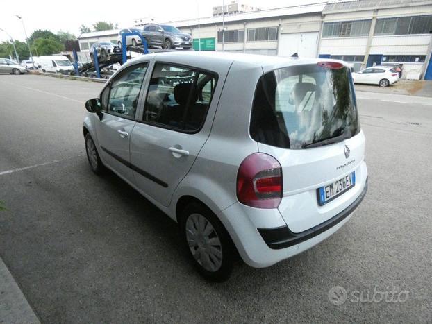 RENAULT Modus 1.2 16V Wave