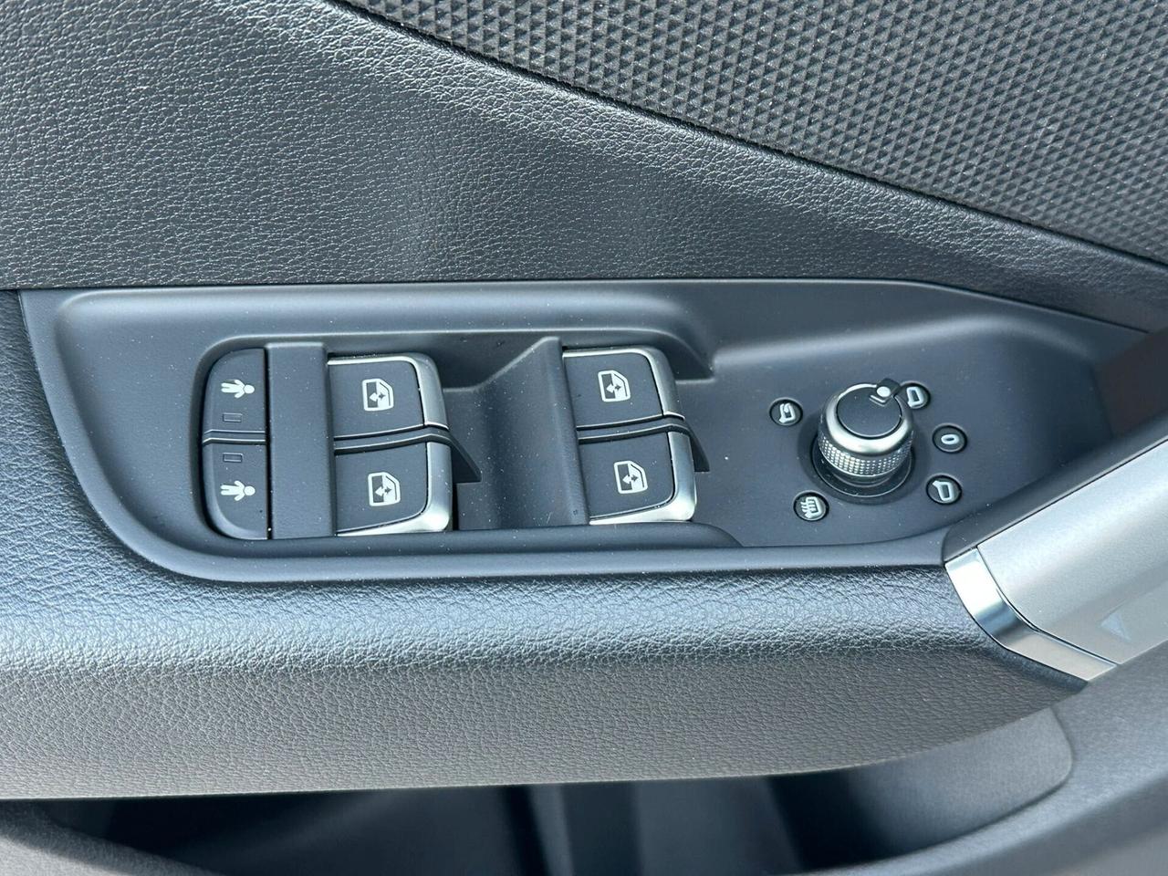 AUDI Q2 S-LINE S-TRONIC 35 TFSI 150CV - UNIPRO - BOOK SERVICE