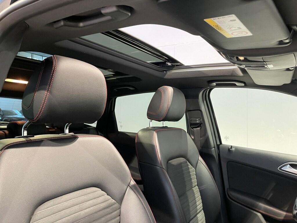 Mercedes Classe B 200 B 200d 2.2 136CV Autom. Premium AMG Line