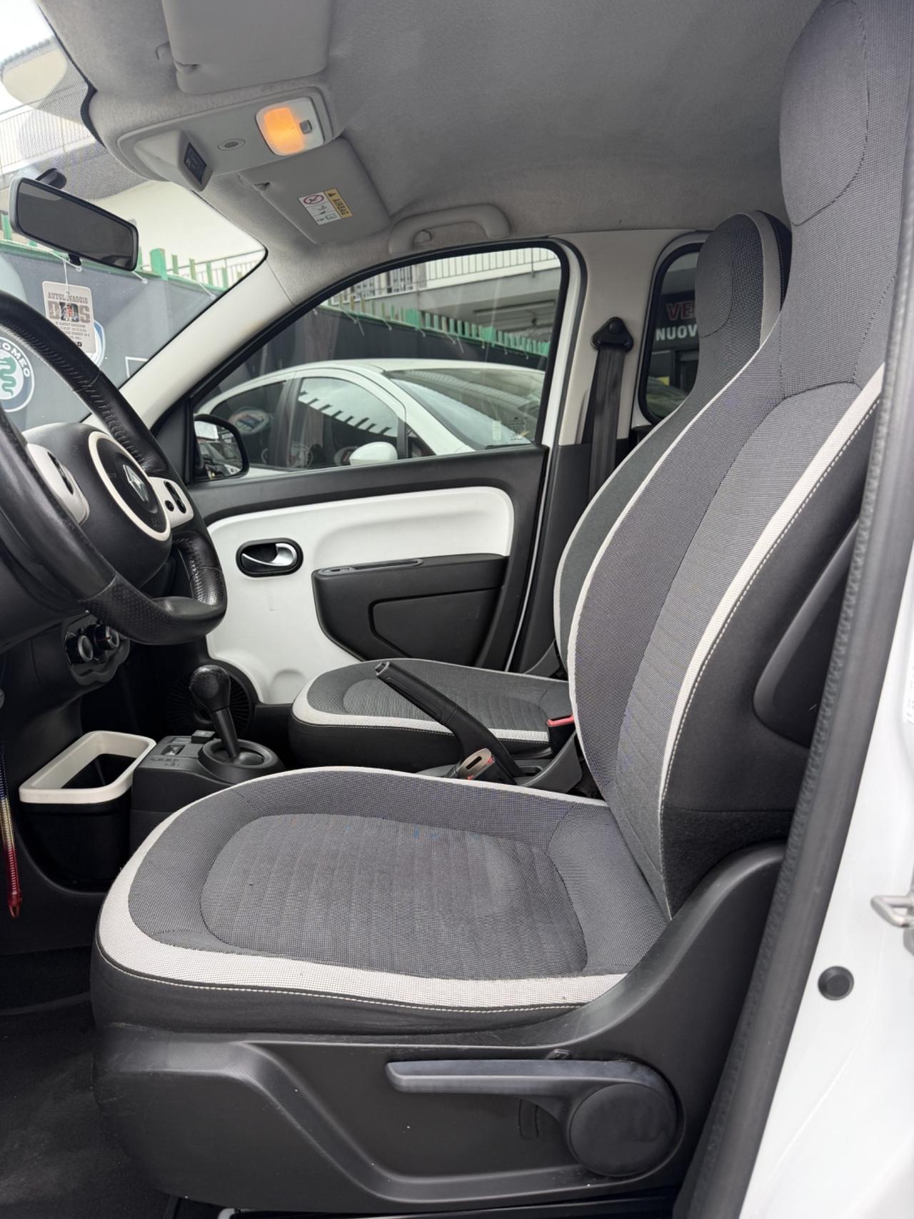 Renault Twingo SCe EDC La Parisienne