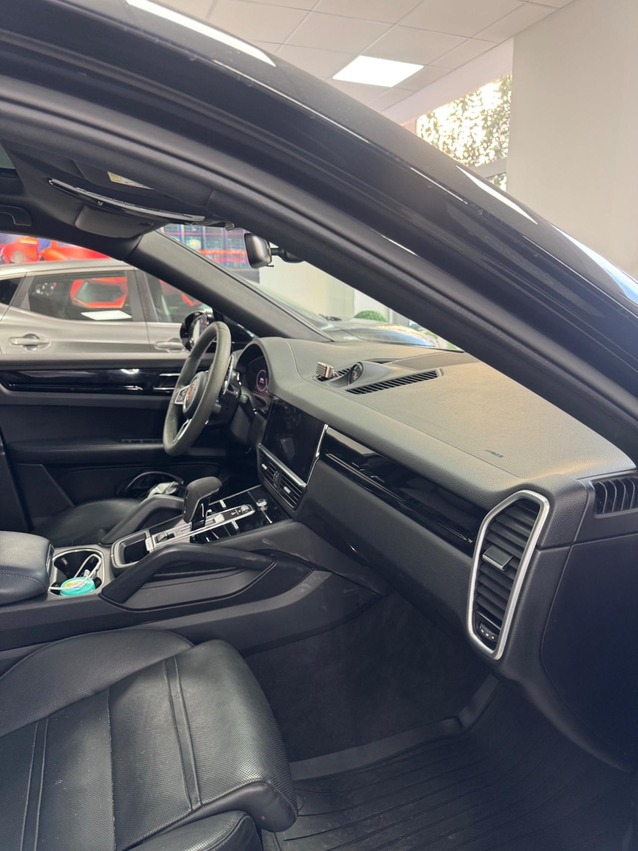 Porsche Cayenne Coupé 2.9 V6 S Platinum Edition