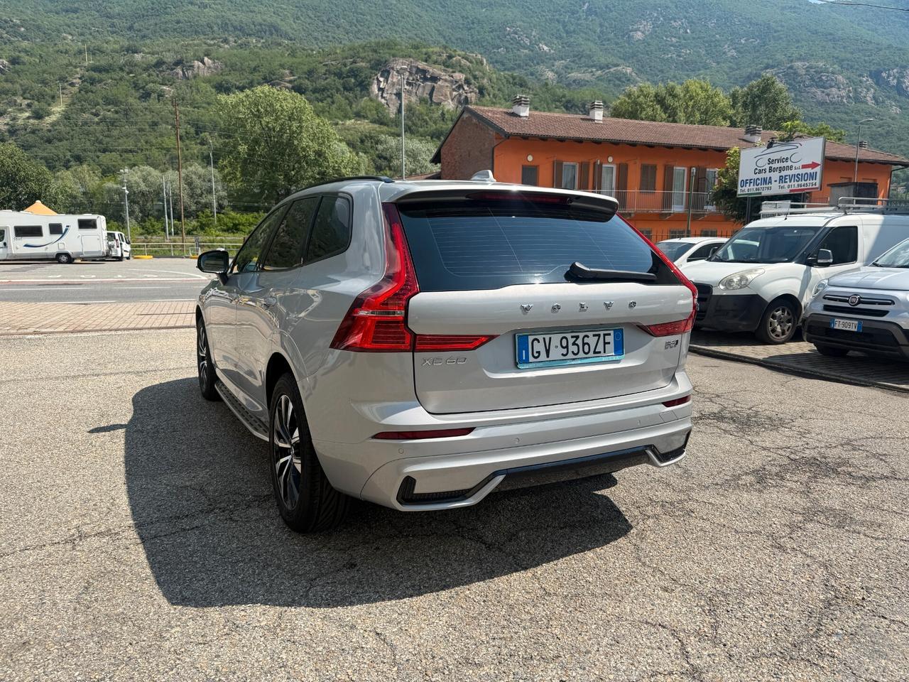 Volvo XC 60 XC60 B5 AWD automatico Plus Dark