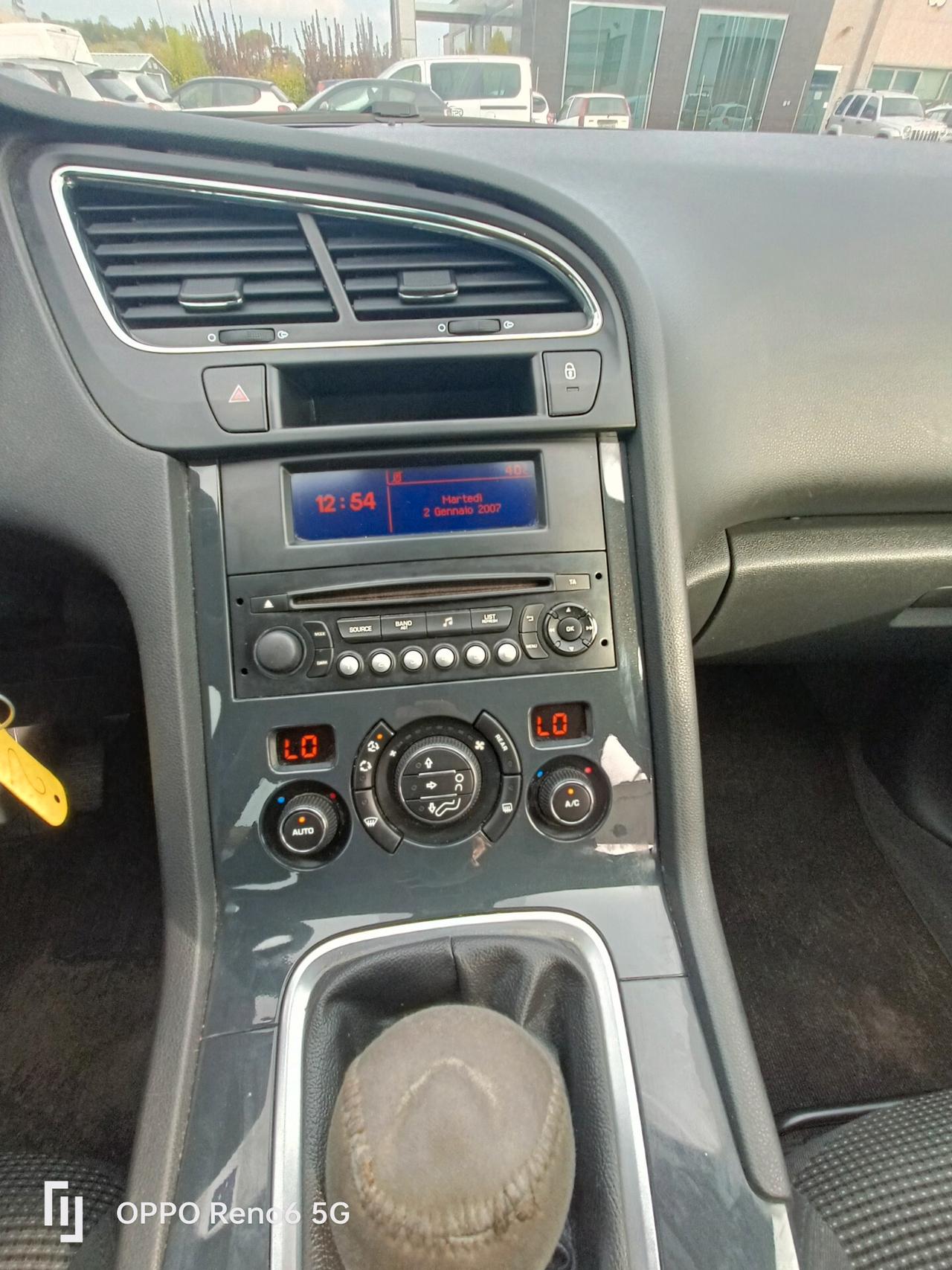 Peugeot 5008 BlueHDi 120 S&S Business