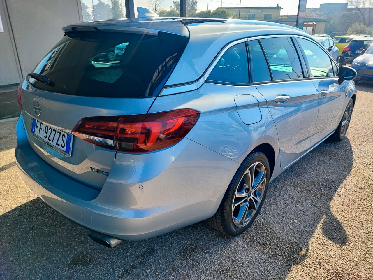 Opel Astra 1.4 Ecotec Sports Tourer automatica