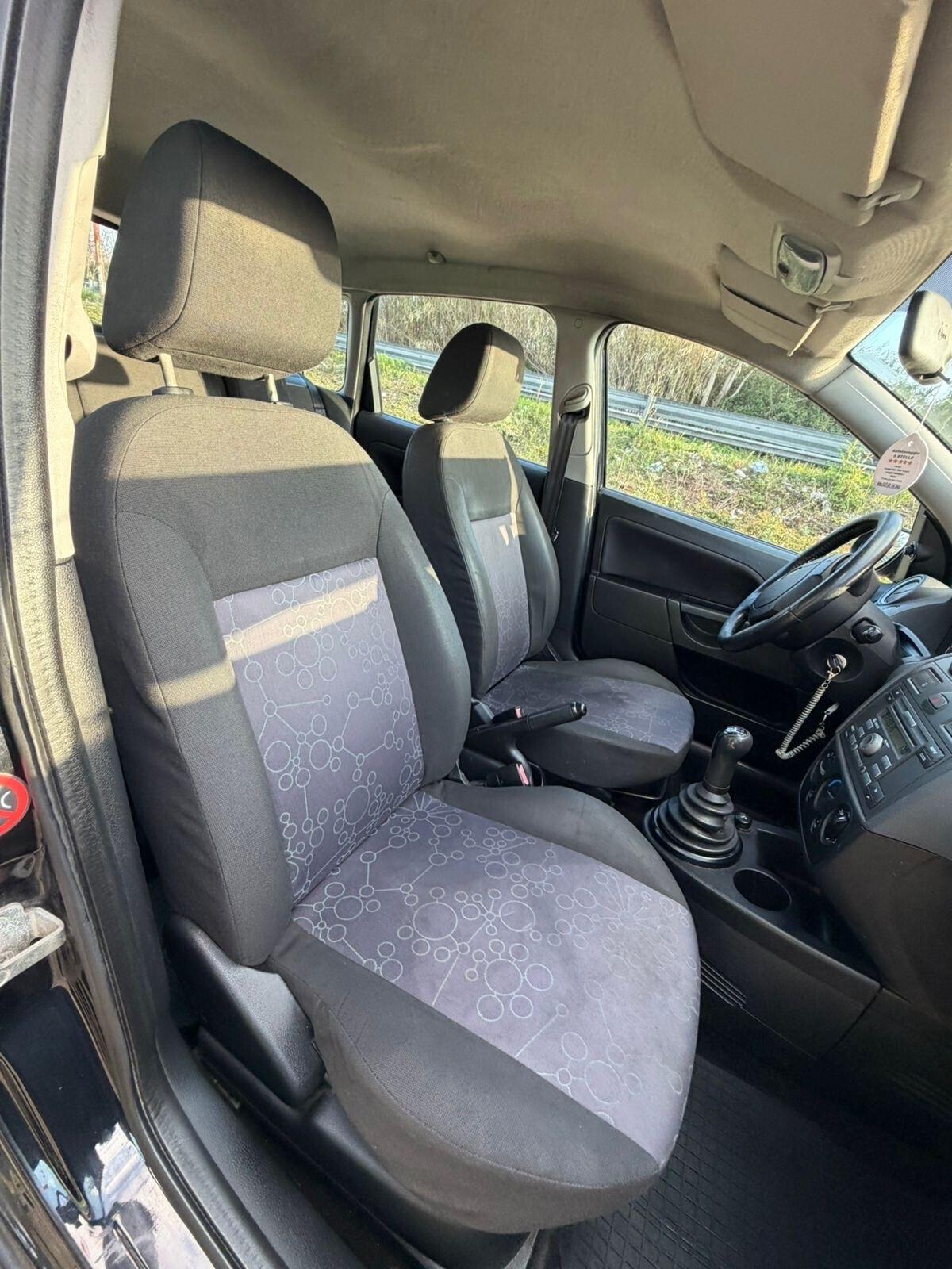 Ford Fiesta 1.4 TDCi 5p. Ghia