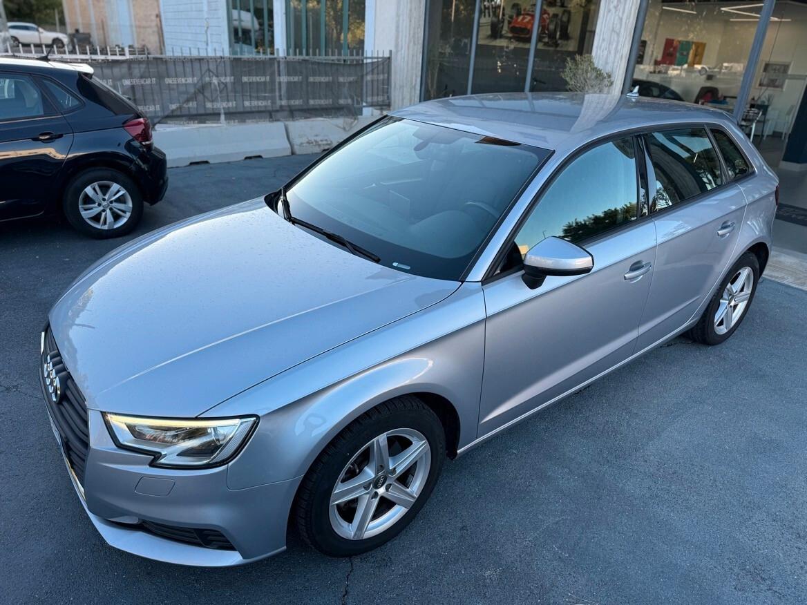 Audi A3 SPB 30 TDI Business