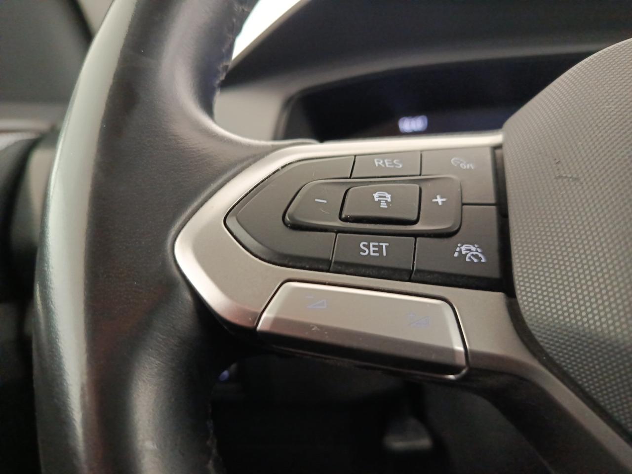 VOLKSWAGEN T-Cross - T-Cross 1.0 TSI Life