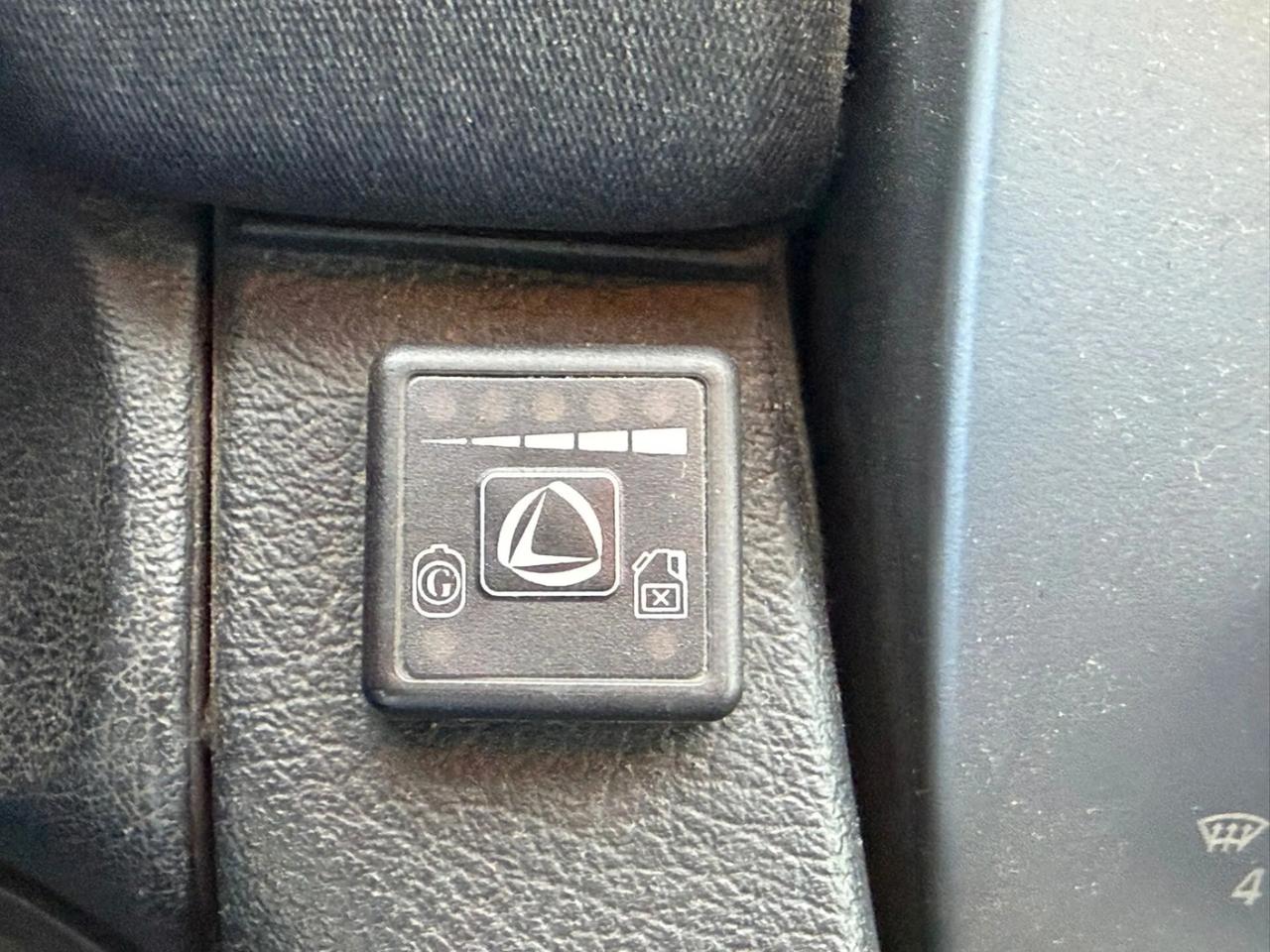 Lancia Ypsilon 1.4 Argento