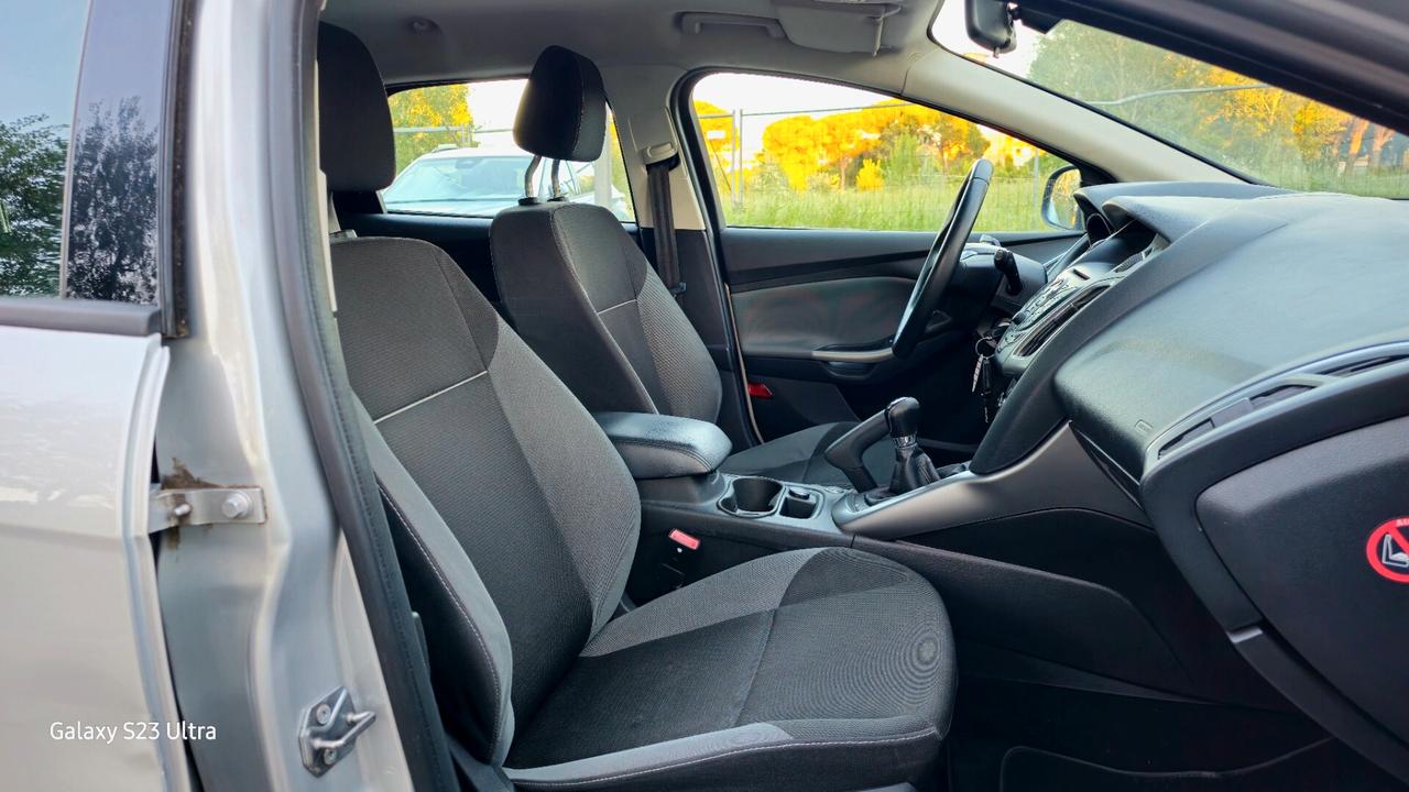 Ford Focus Gpl se garantita 12 mesi ok neopatentati