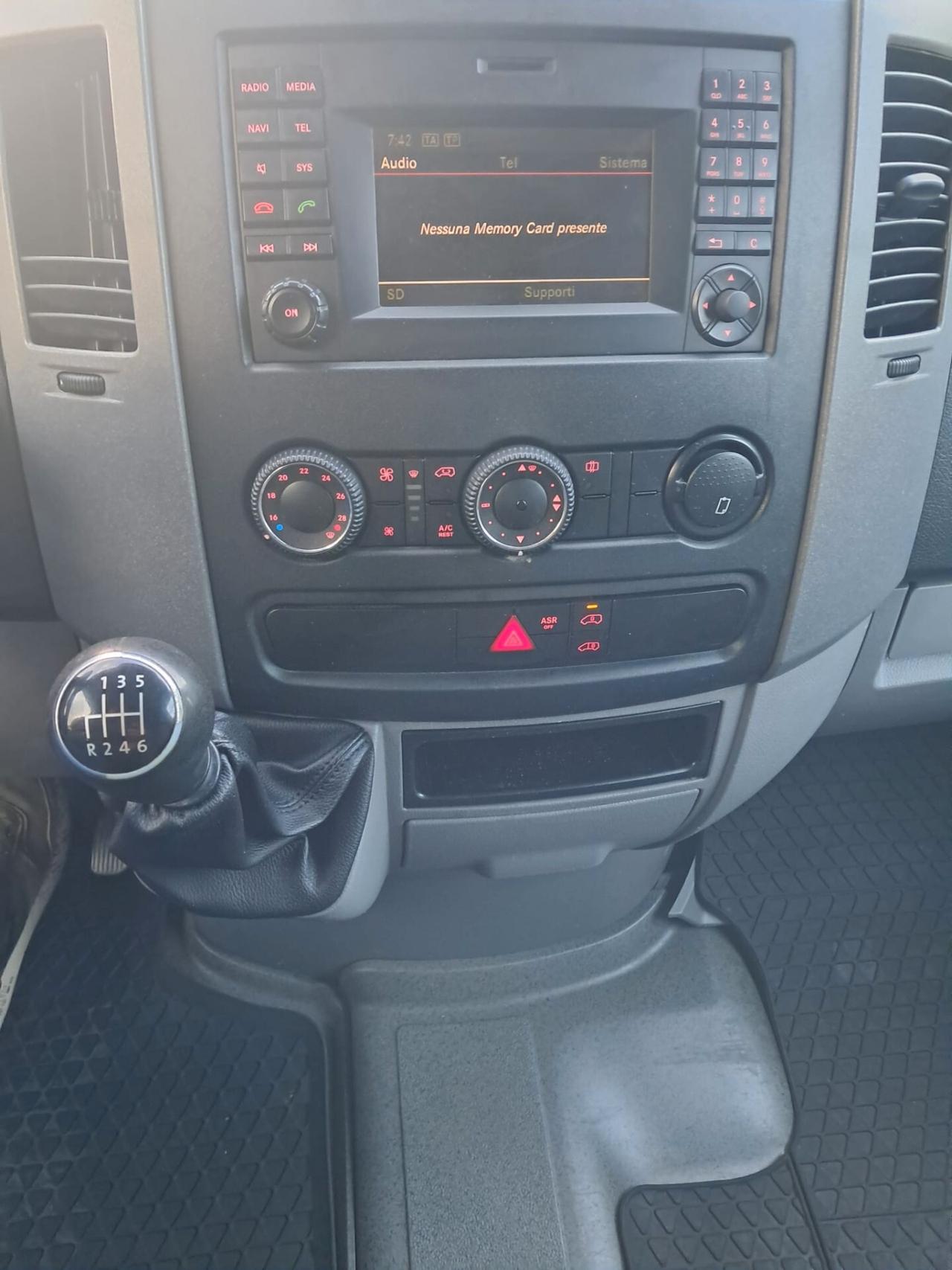 Volkswagen Mini Crafter coibentato con frigo (motore nuovo) Iva ESCLUSA