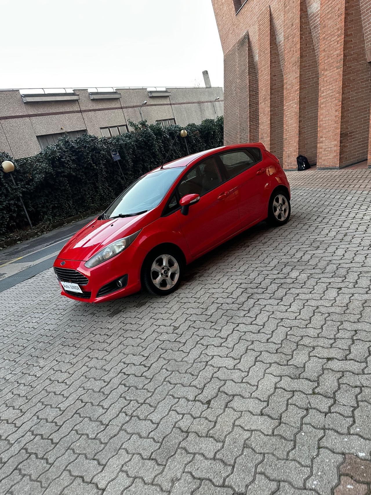 Ford Fiesta 1.4 5 porte Bz.- GPL Business